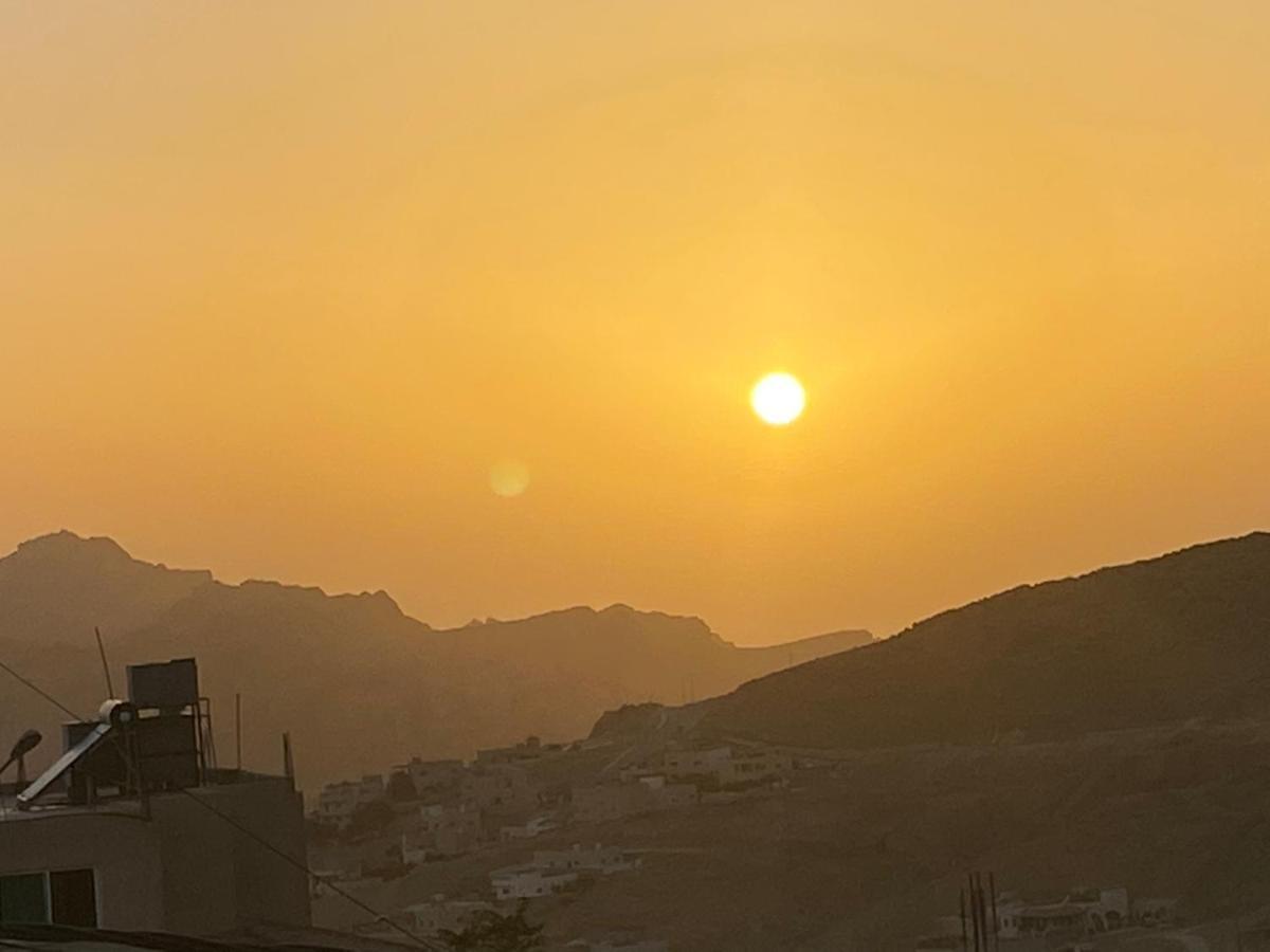 Petra Rose Apartment Wadi Musa Exterior photo