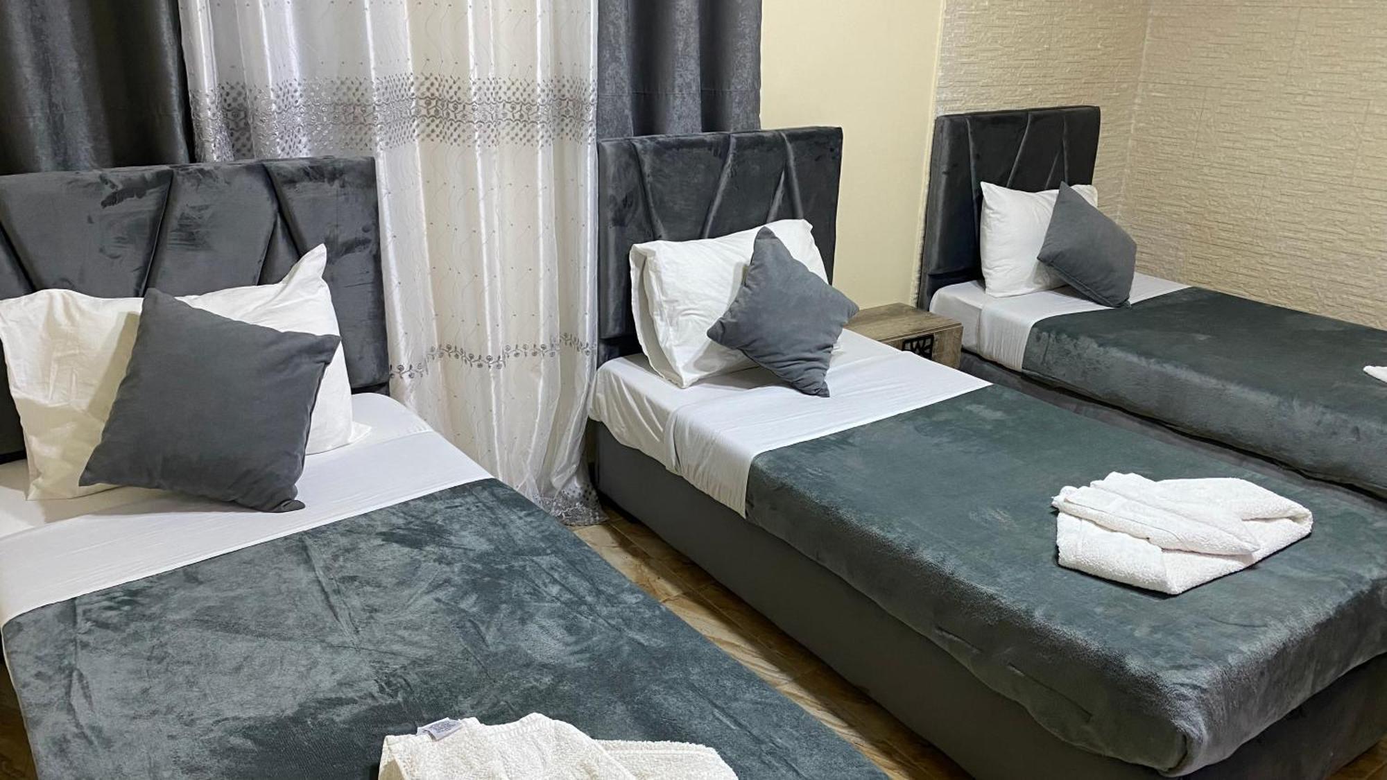 Petra Rose Apartment Wadi Musa Exterior photo